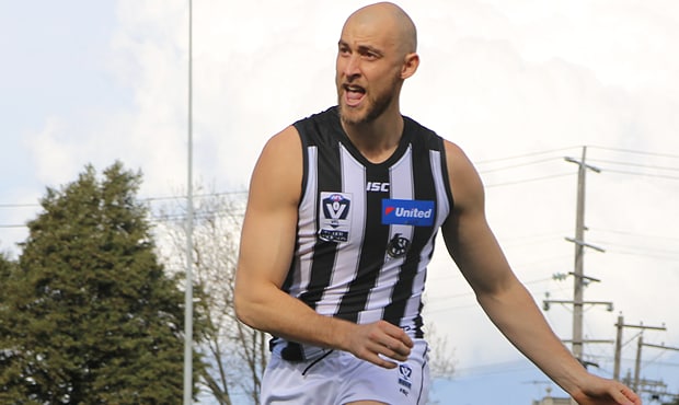 180811_reid620.png Ben Reid warms up during Collingwood's two-point win over Port Melbourne. Photo: Collingwood Media. - Collingwood,Collingwood Magpies,Ben Reid